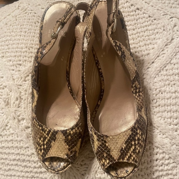 Stuart Weizmann Snake Print Slingback Wedges- Size 7 1/2 - Picture 1 of 4